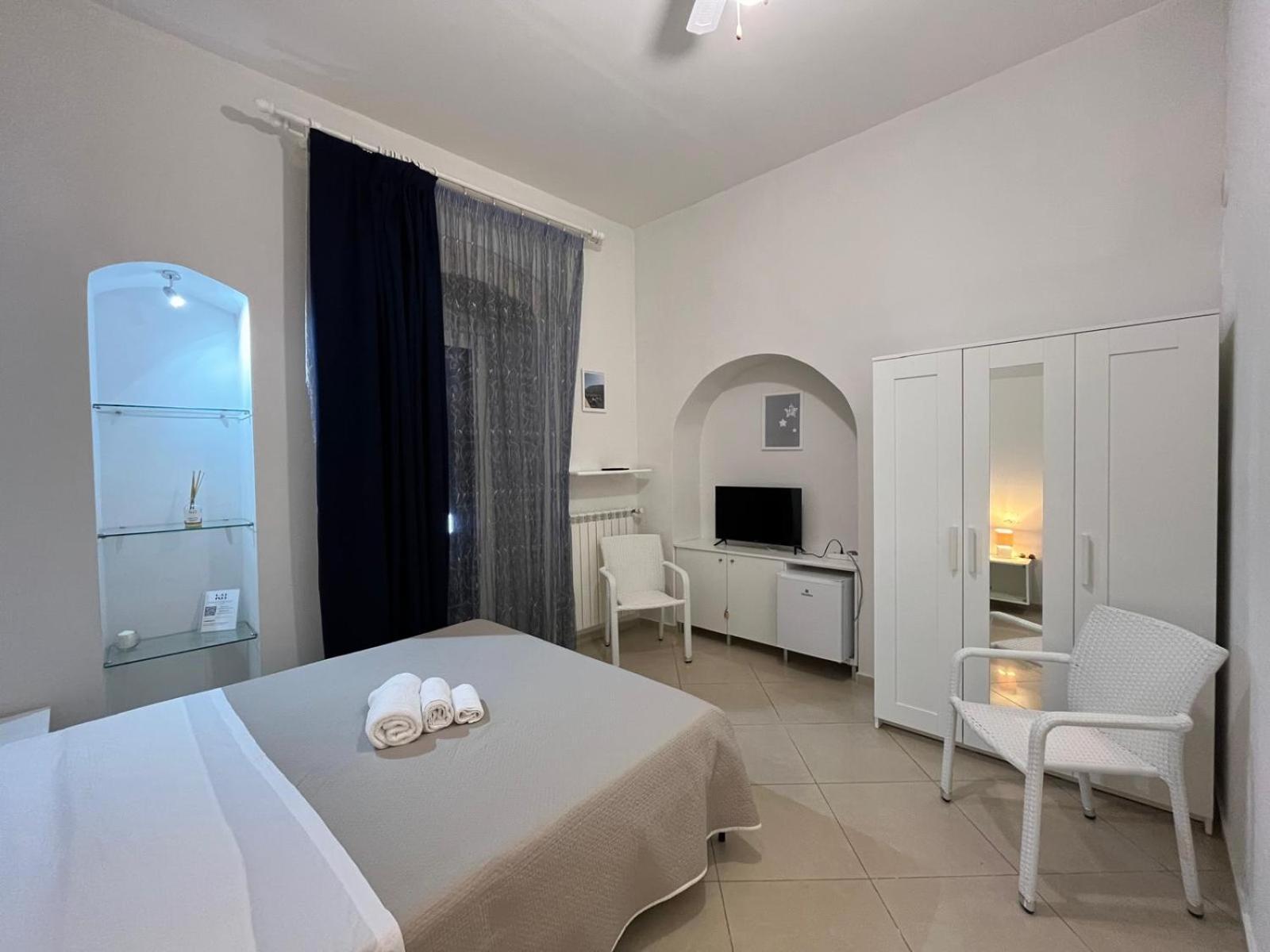Kimia Home, Centro Модуньо Екстериор снимка