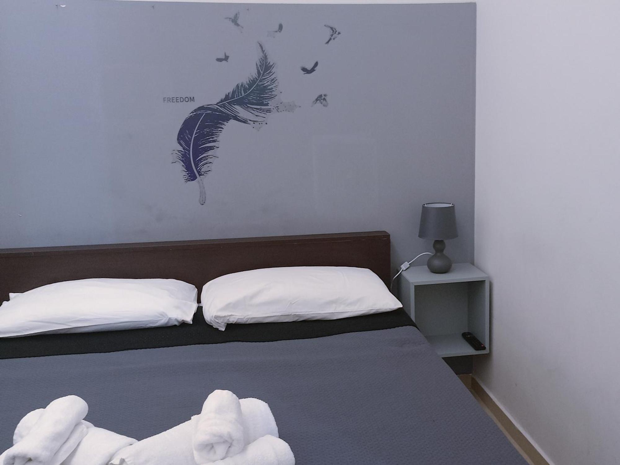 Kimia Home, Centro Модуньо Стая снимка